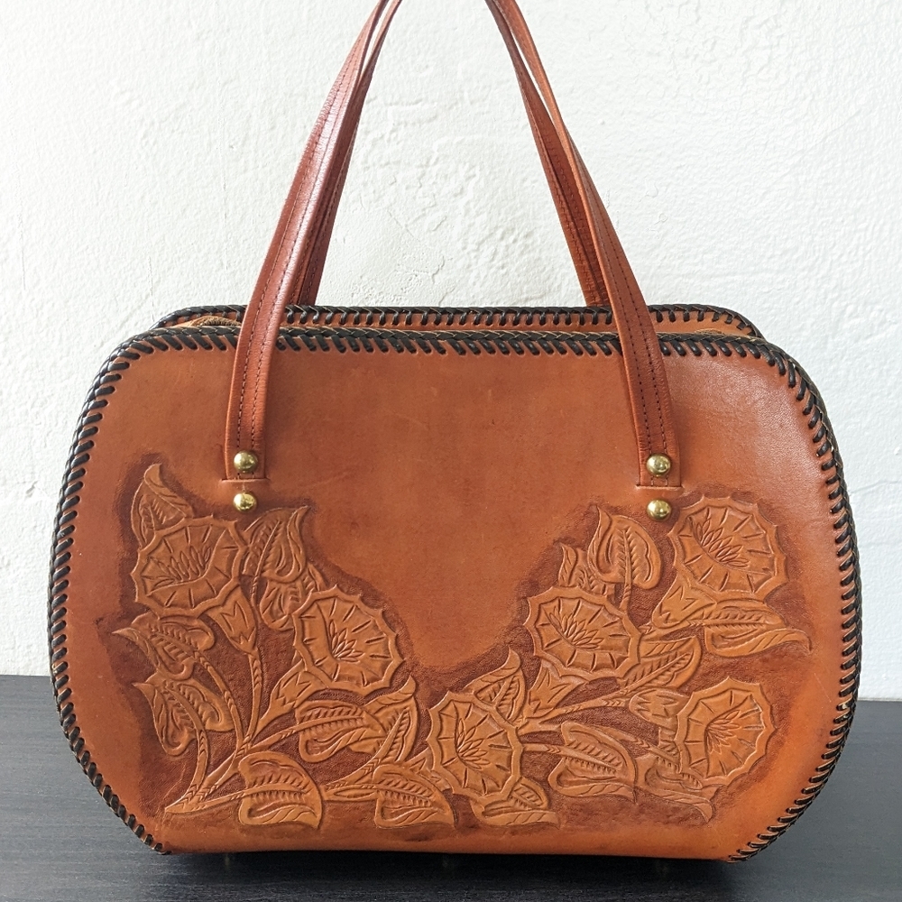 Tan Leather Vintage Purse Hand Tooled with Floral Detail